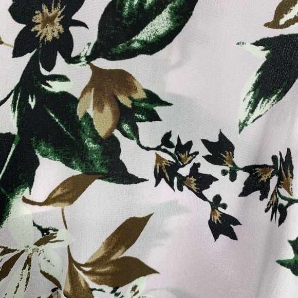 DVF Diane von Furstenberg Daphne Caribbean Floral Lavender Fog blouse silk new S - Picture 3 of 5